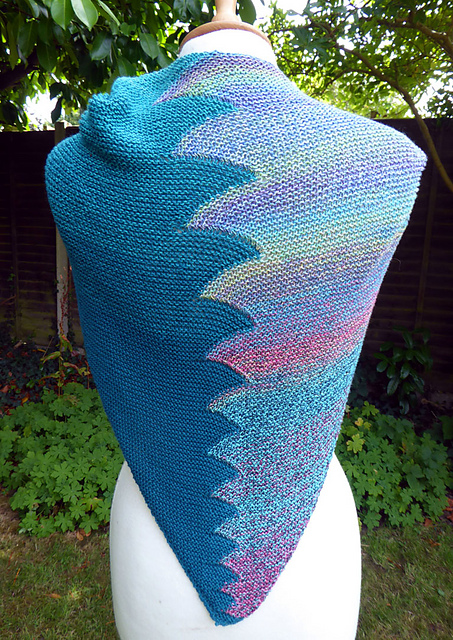 You are currently viewing Wave on Wave Shawl