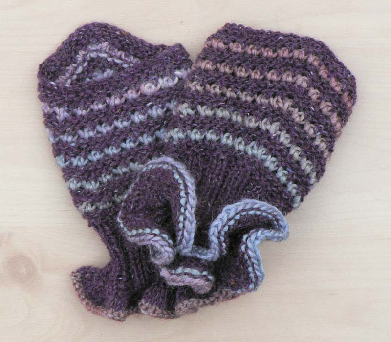 You are currently viewing Chevron Fingerless Mittens